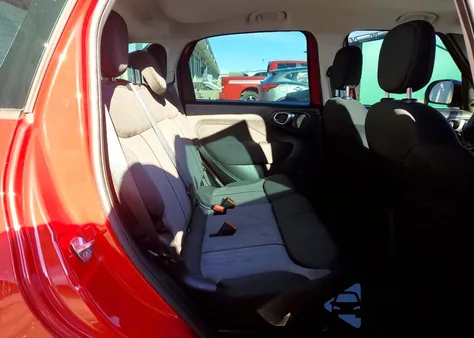 2017 Fiat 500L Pop z USA, uszkodzony, nr VIN ZFBCFAAH8HZ039063